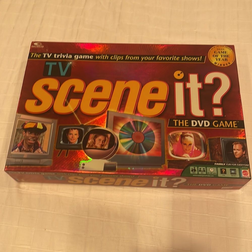 Scene it? TV trivia game 13yrs-adult 2 or more players Toy of the Yr Mattel mint